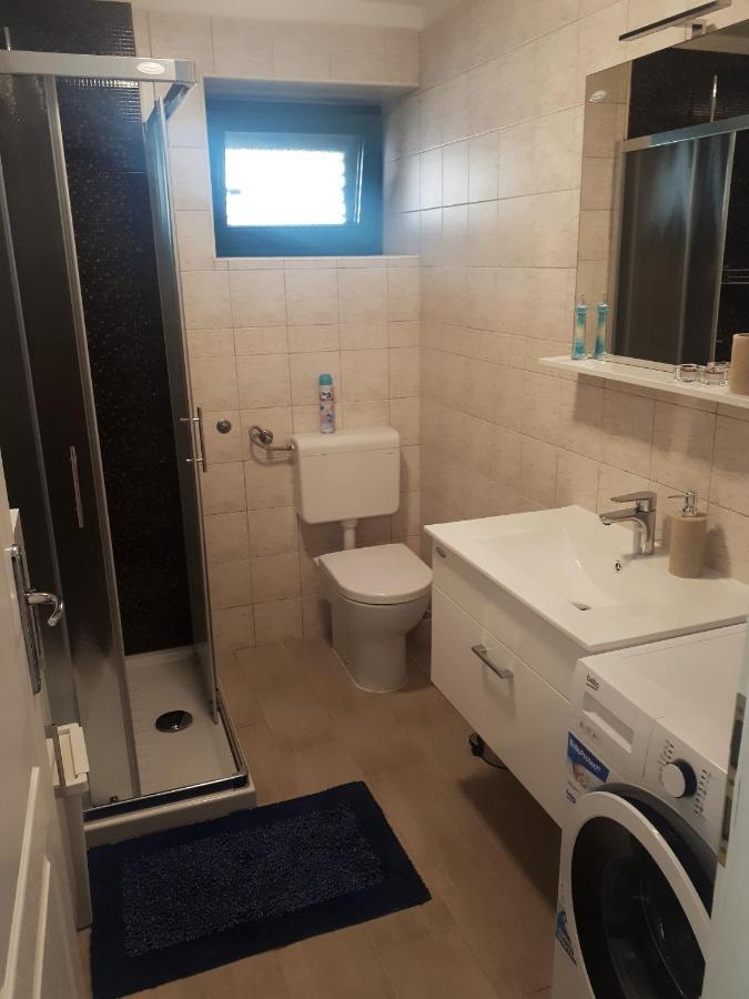 Apartment Terra Rossa Каштелир Экстерьер фото