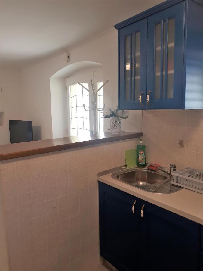 Apartment Terra Rossa Каштелир Экстерьер фото