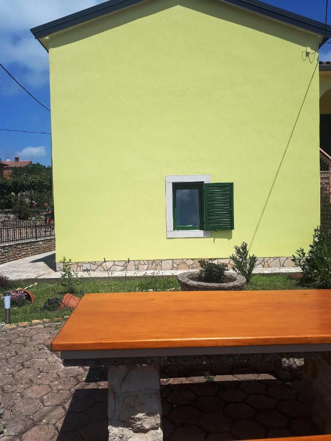 Apartment Terra Rossa Каштелир Экстерьер фото