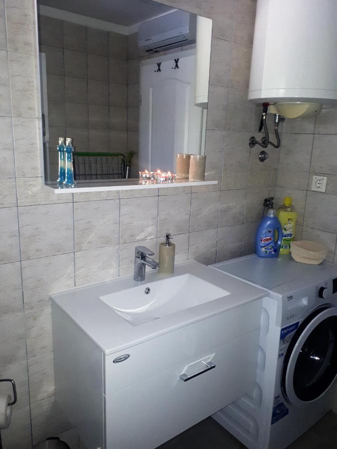 Apartment Terra Rossa Каштелир Экстерьер фото